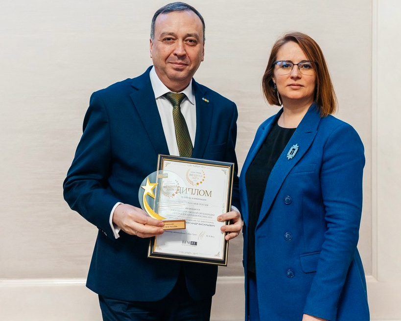 Фото В Новосибирске названы имена победителей бизнес-премии «Звёздная лига»: яркие кадры церемонии награждения 15 - Сиб.ФМ Фото В Новосибирске названы имена победителей бизнес-премии «Звёздная лига»: яркие кадры церемонии награждения 15